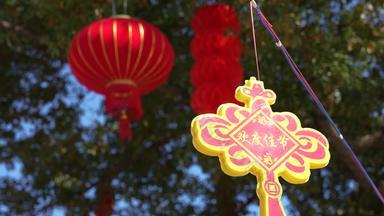 传统文化春节年味过街道气氛围